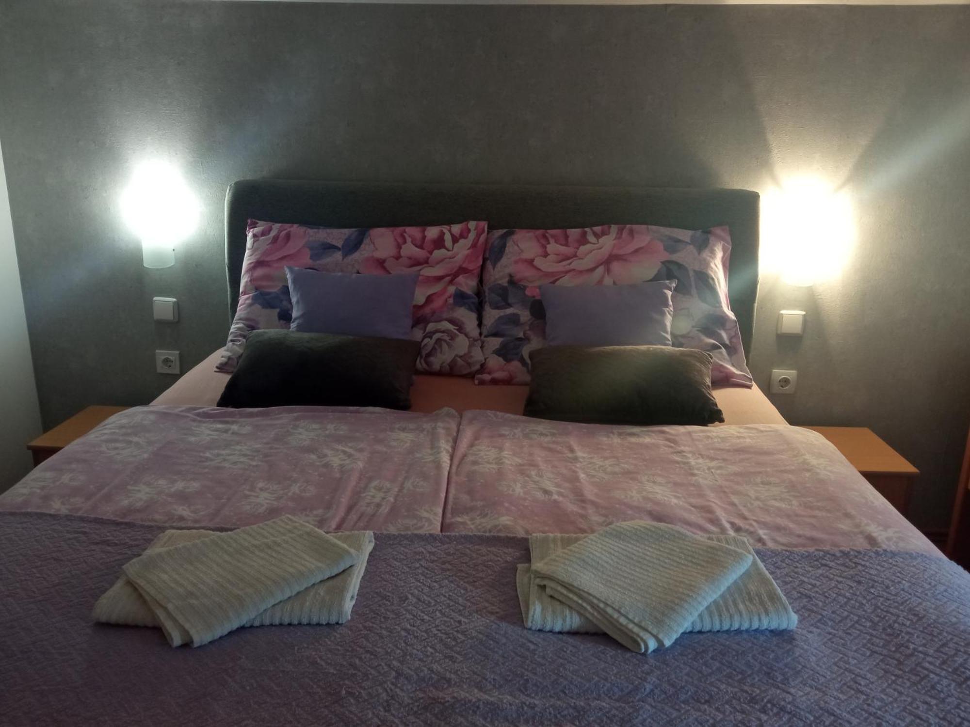 Apartament Apartman Vidovic Korenica Zewnętrze zdjęcie