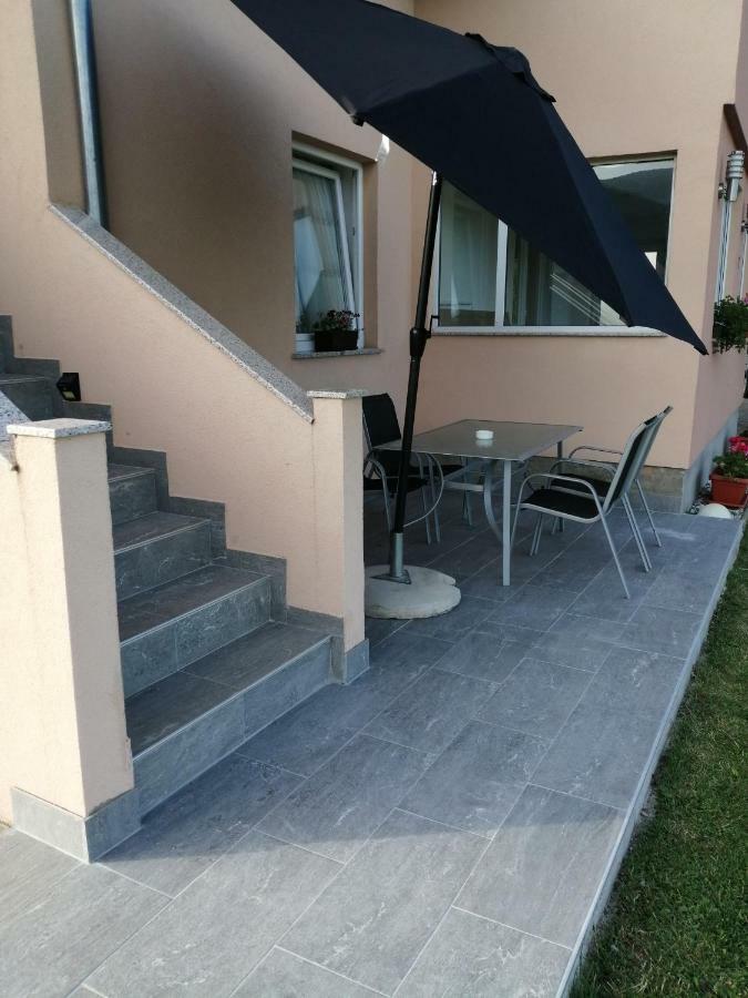 Apartament Apartman Vidovic Korenica Zewnętrze zdjęcie