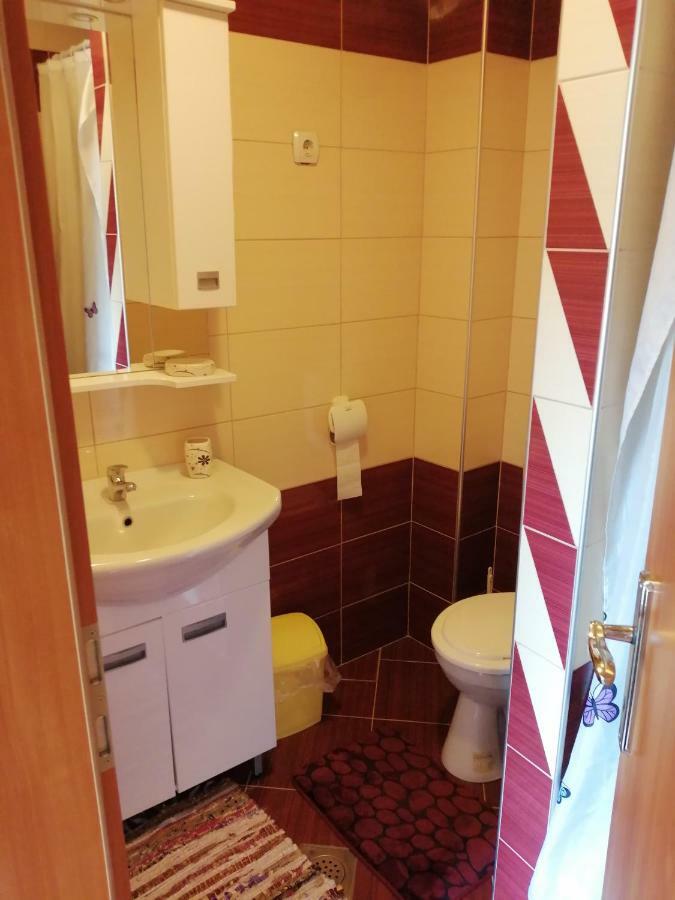 Apartament Apartman Vidovic Korenica Zewnętrze zdjęcie